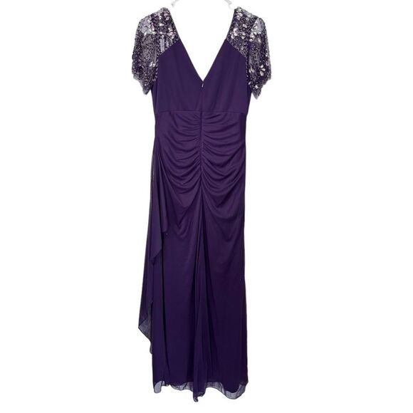 NWT XSCAPE | Beaded Formal Gown in Plum Purple Formal Elegant Long Dress 4P - Picture 9 of 16